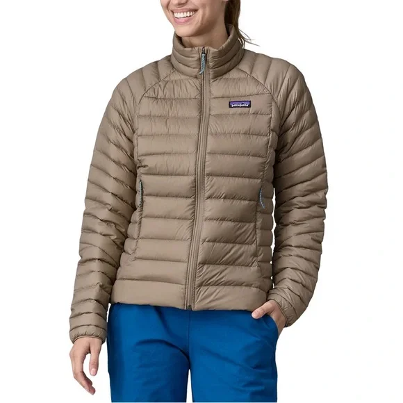 Patagonia W’s Downs Sweater Jacket - Picture 1 of 6